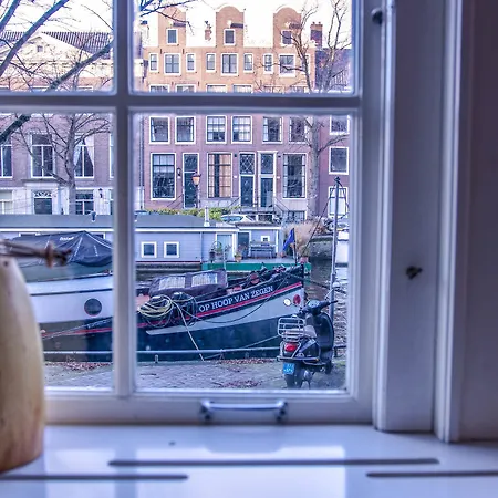 Hotel Canal Amsterdam